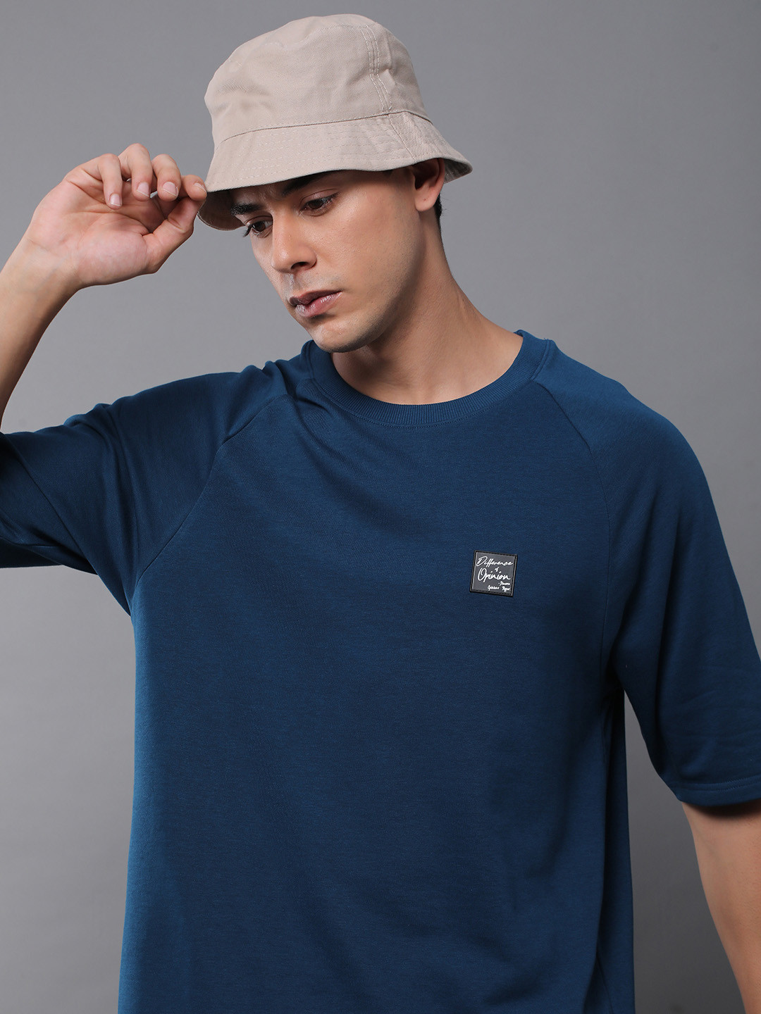 

Difference of Opinion Men Solid Ultra Soft Drapey Cotton Raglan T-Shirt, Turquoise blue