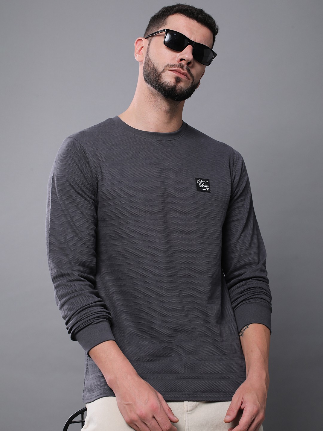 

Difference of Opinion Men Solid Popcorn Structure Long Sleeve Crew Neck T-Shirt, Grey