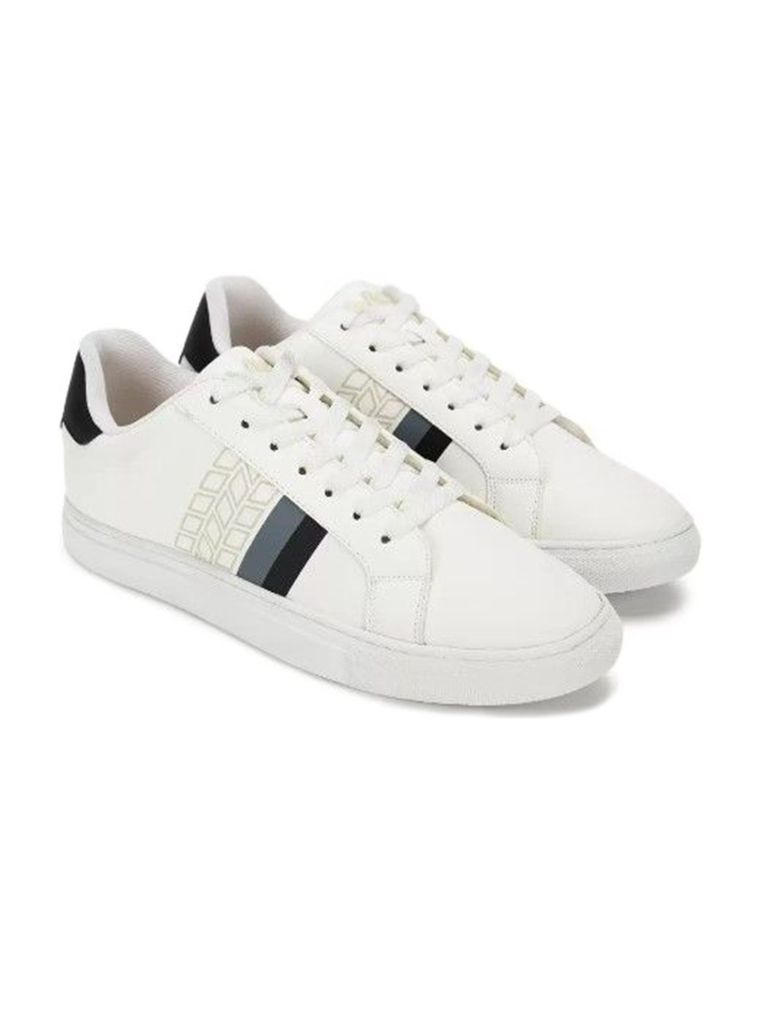 

Lee Cooper Men Striped Lace-Ups Sneakers, White