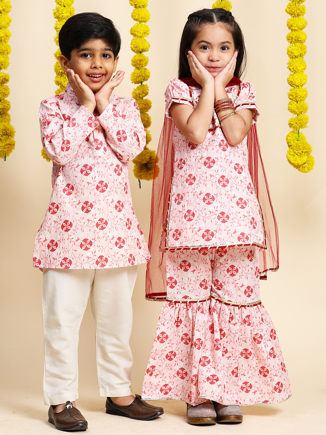 

Cutiekins Girls Floral Printed Gotta Patti Pure Cotton Straight Kurti & Sharara & Dupatta, Peach