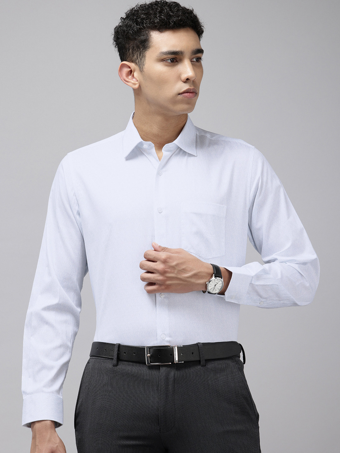 

Van Heusen Custom Fit Opaque Floral Printed Pure Cotton Formal Shirt, Blue