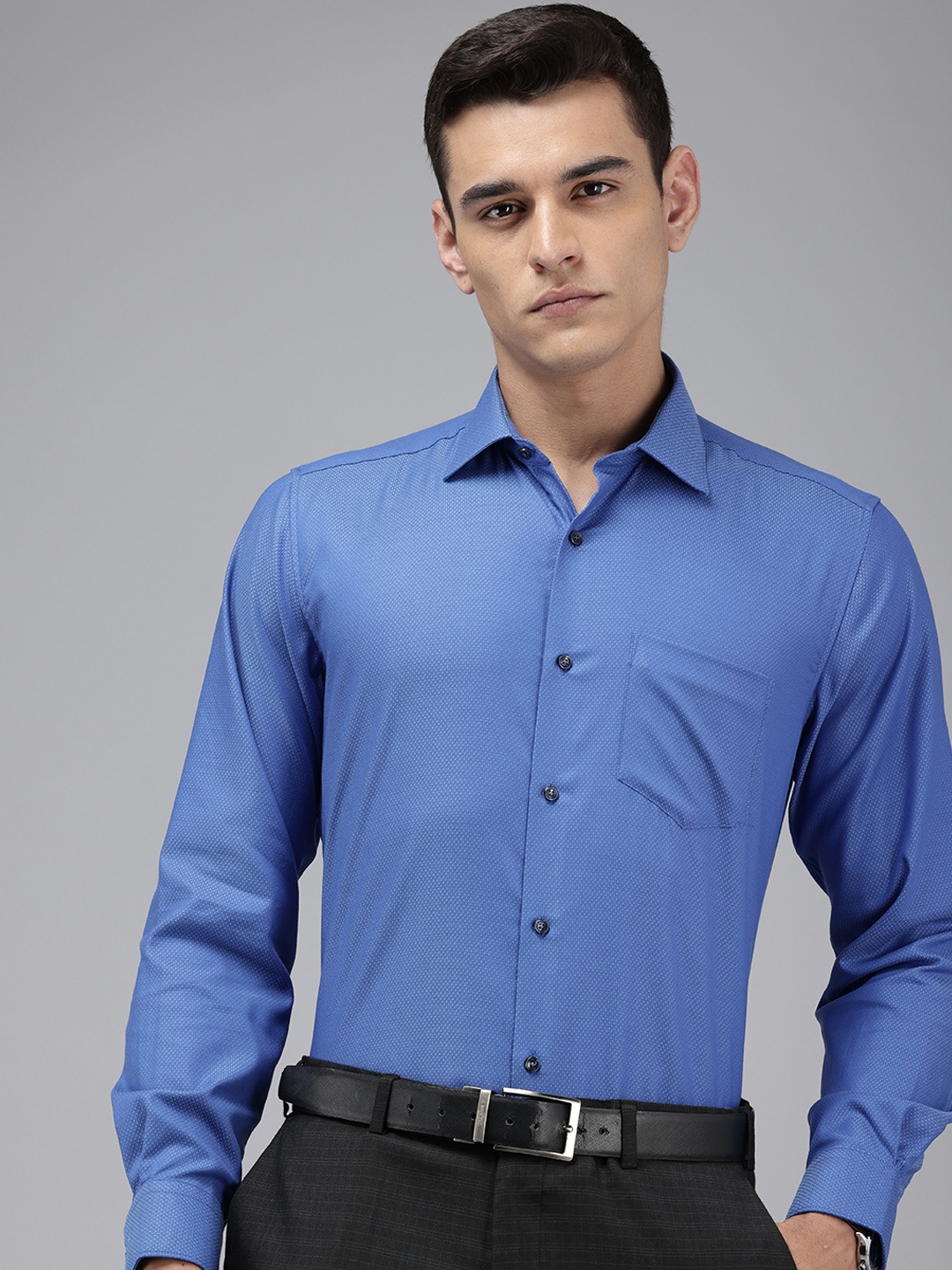

Van Heusen Custom Fit Opaque Self Design Textured Pure Cotton Formal Shirt, Blue