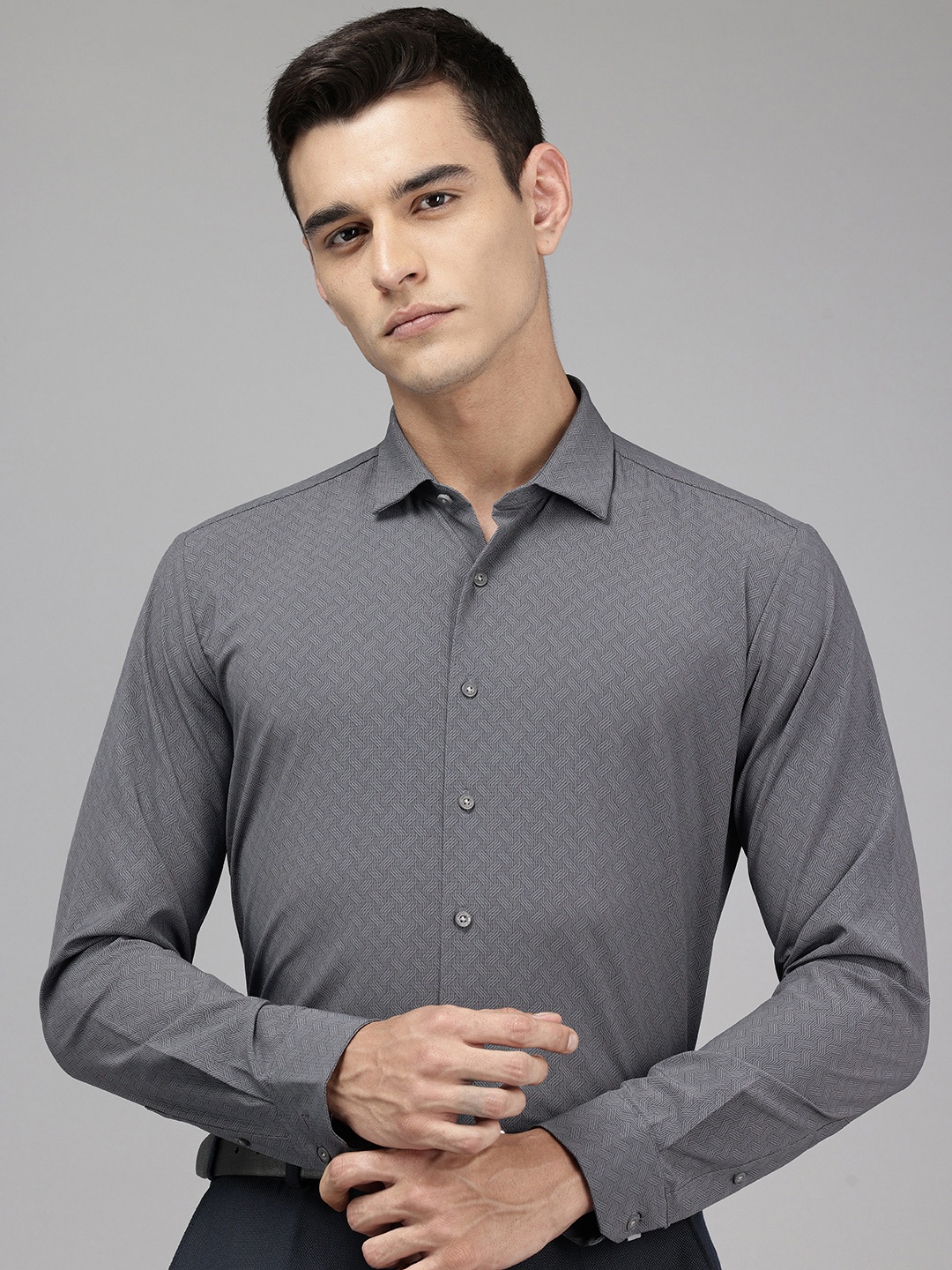 

Van Heusen Slim Fit Geometric Printed Formal Shirt, Grey