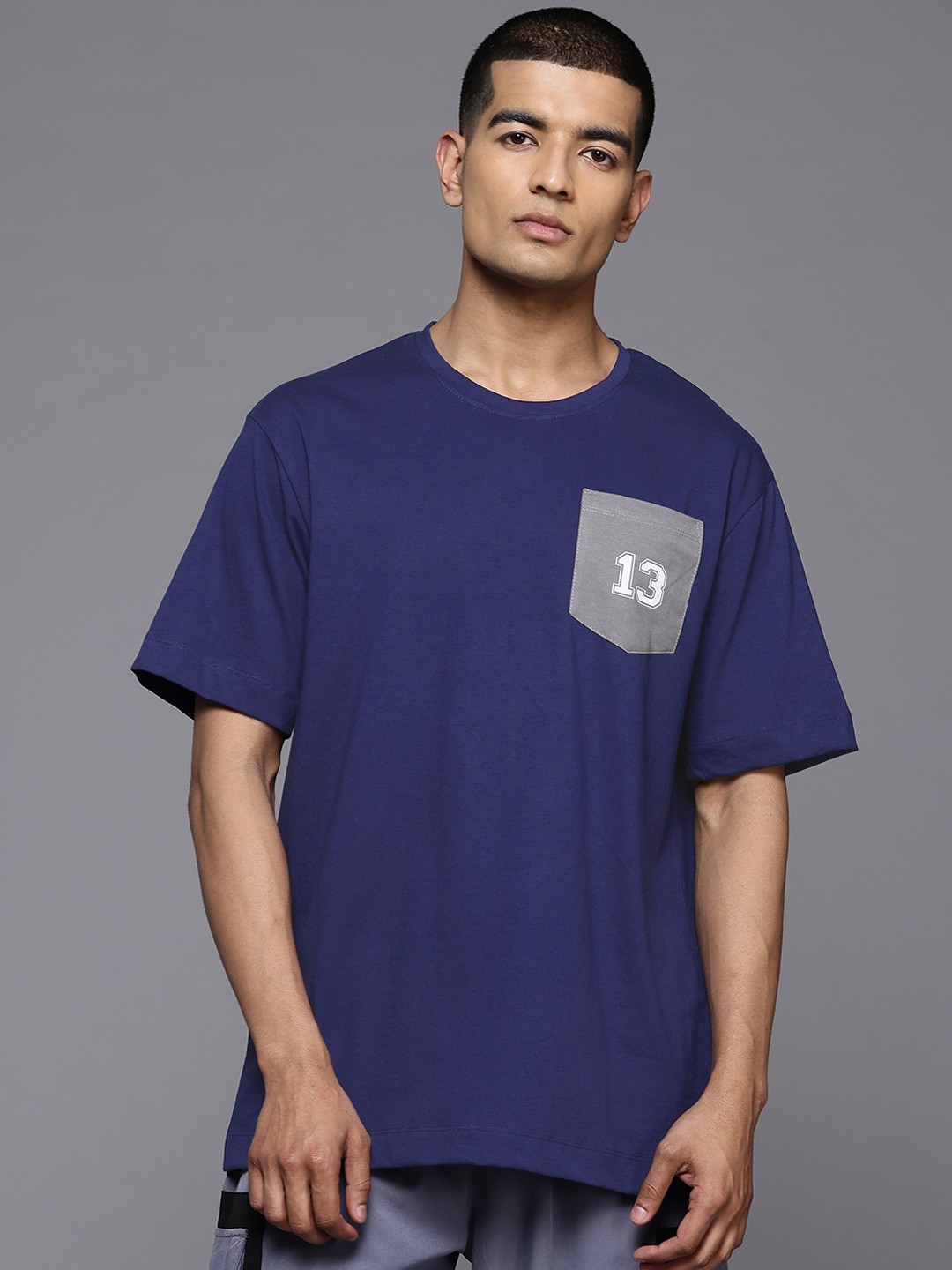 

HRX by Hrithik Roshan Men Colourblocked Drop-Shoulder Sleeves T-shirt, Navy blue