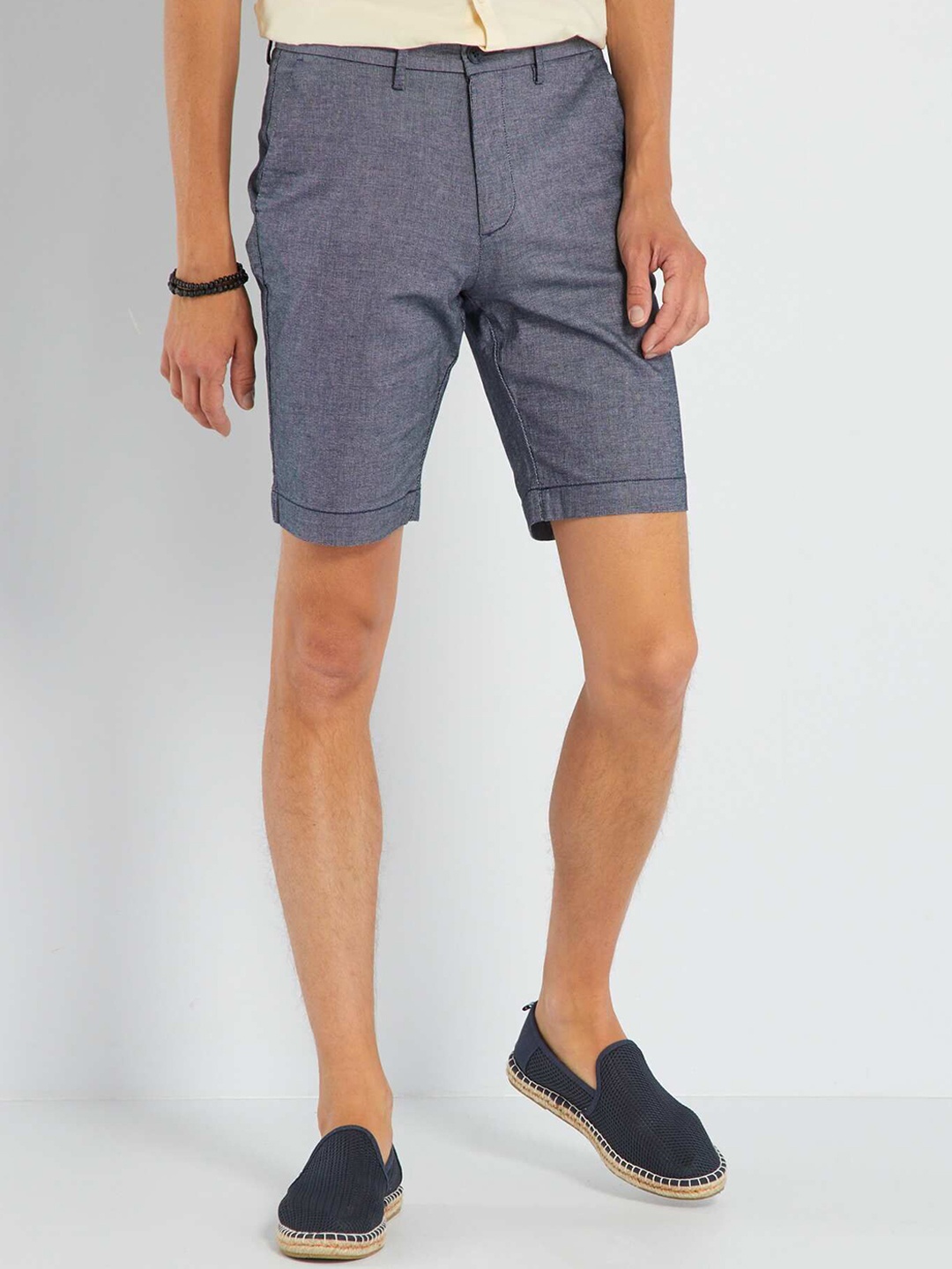 

KIABI Men Solid Regular Shorts, Grey