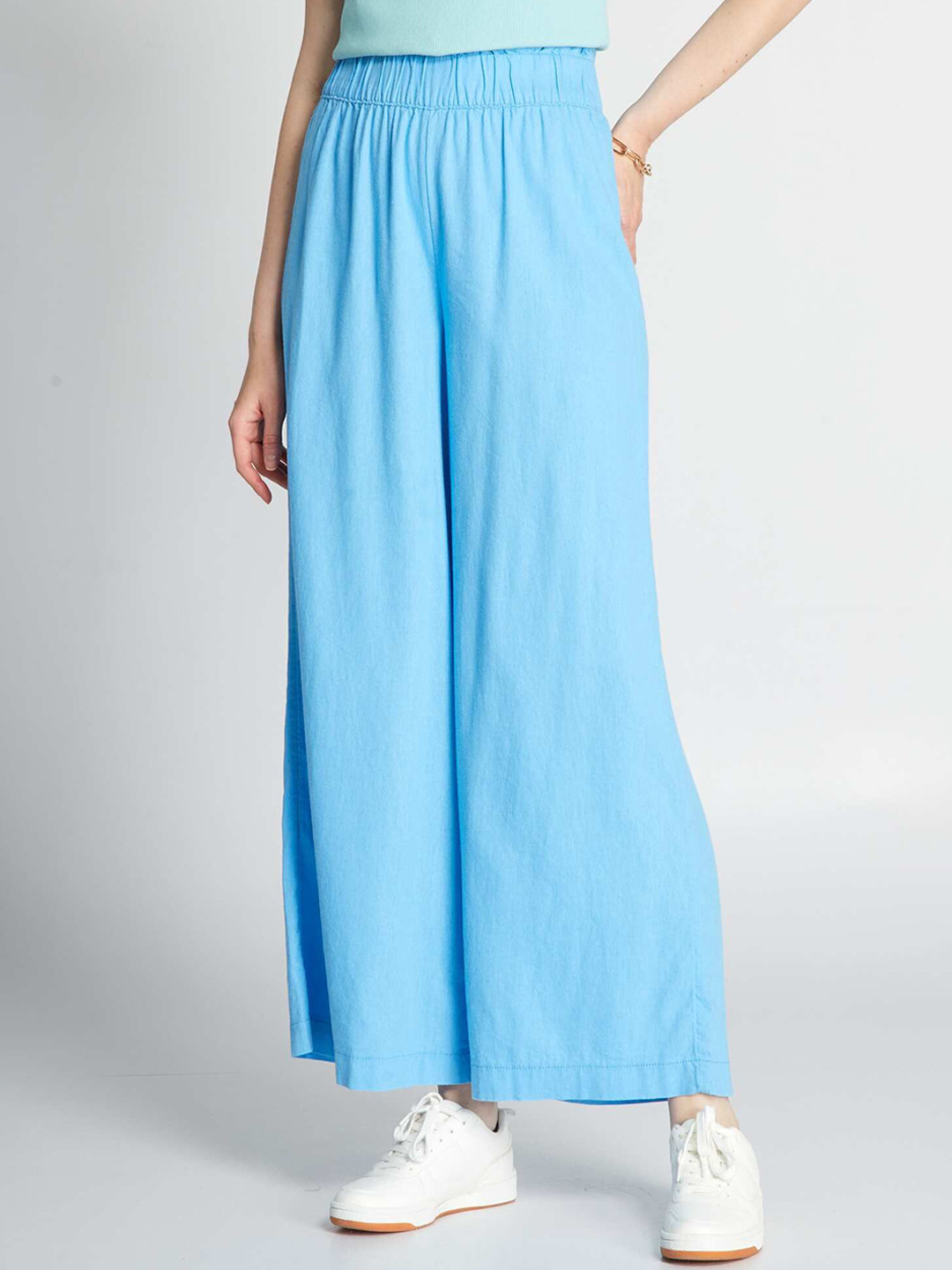 

KIABI Women Loose Fit High-Rise Pleated Trousers, Blue