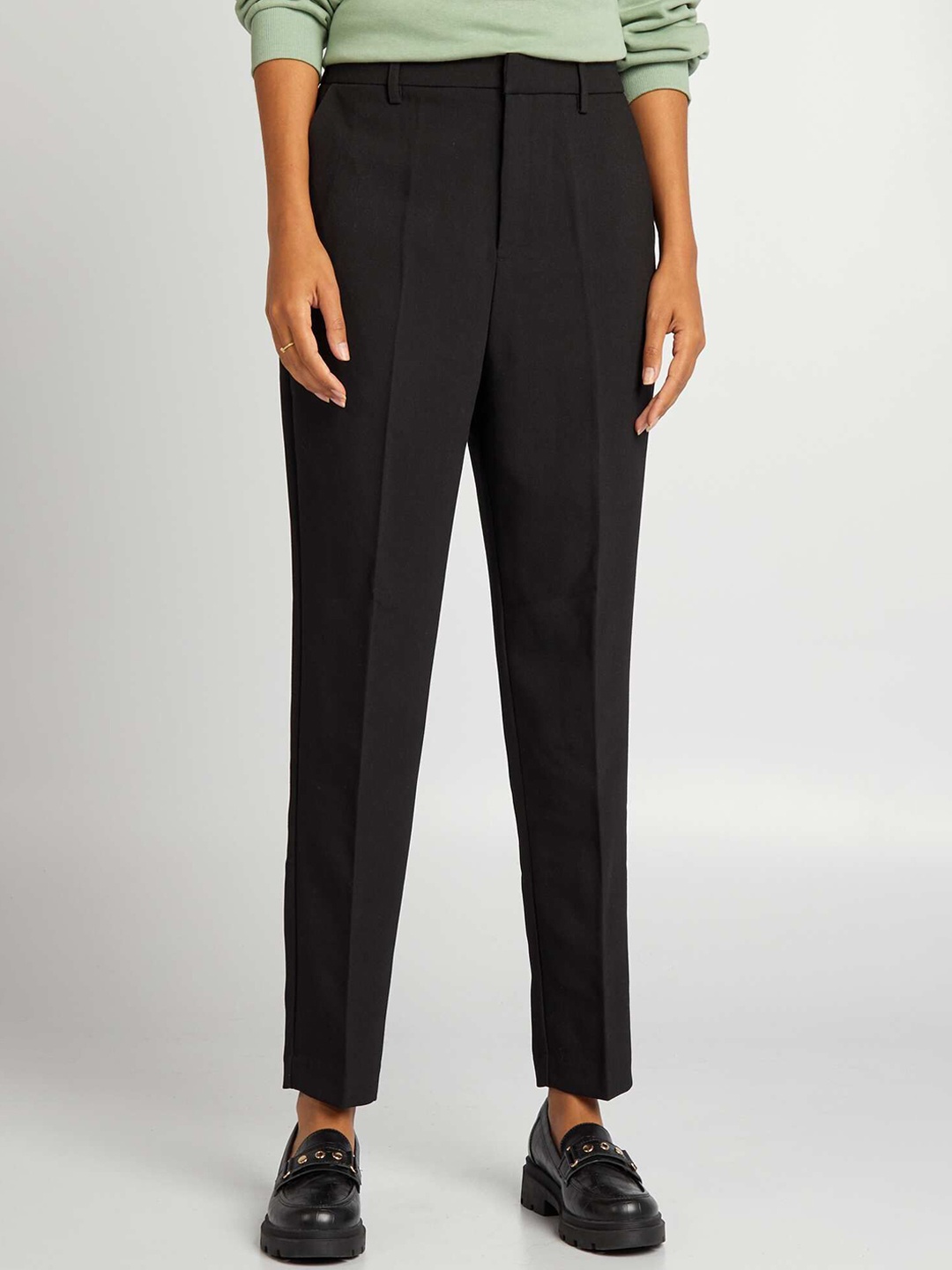 

KIABI Women High-Rise Slim Fit Regular Trousers, Black