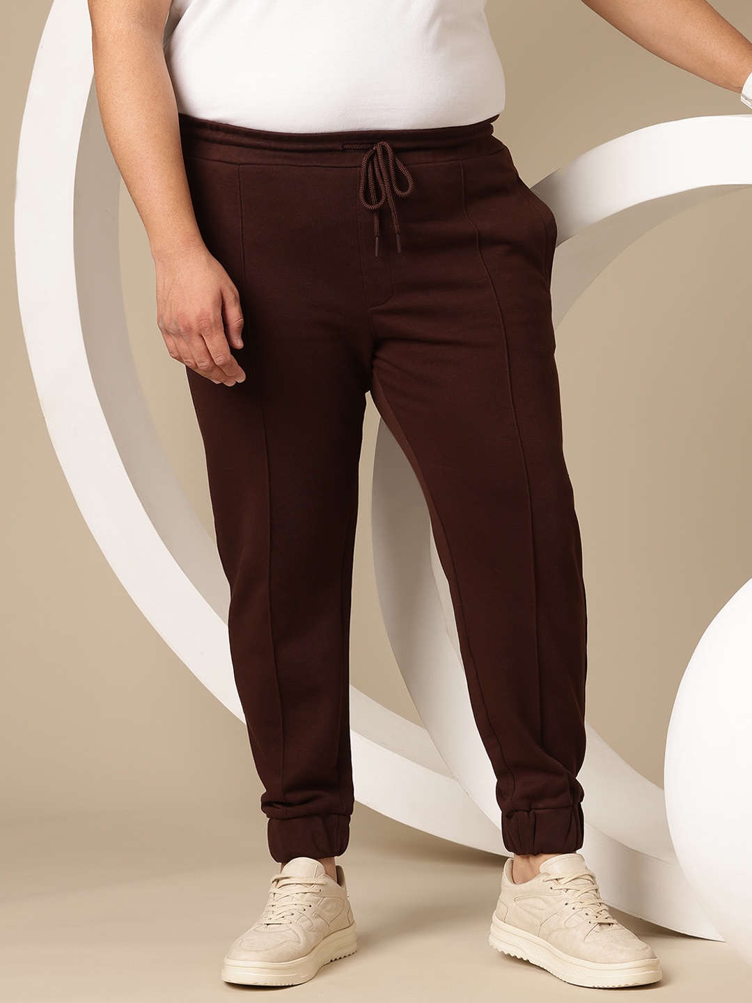 Sztori Men Plus Size Solid Joggers, Brown