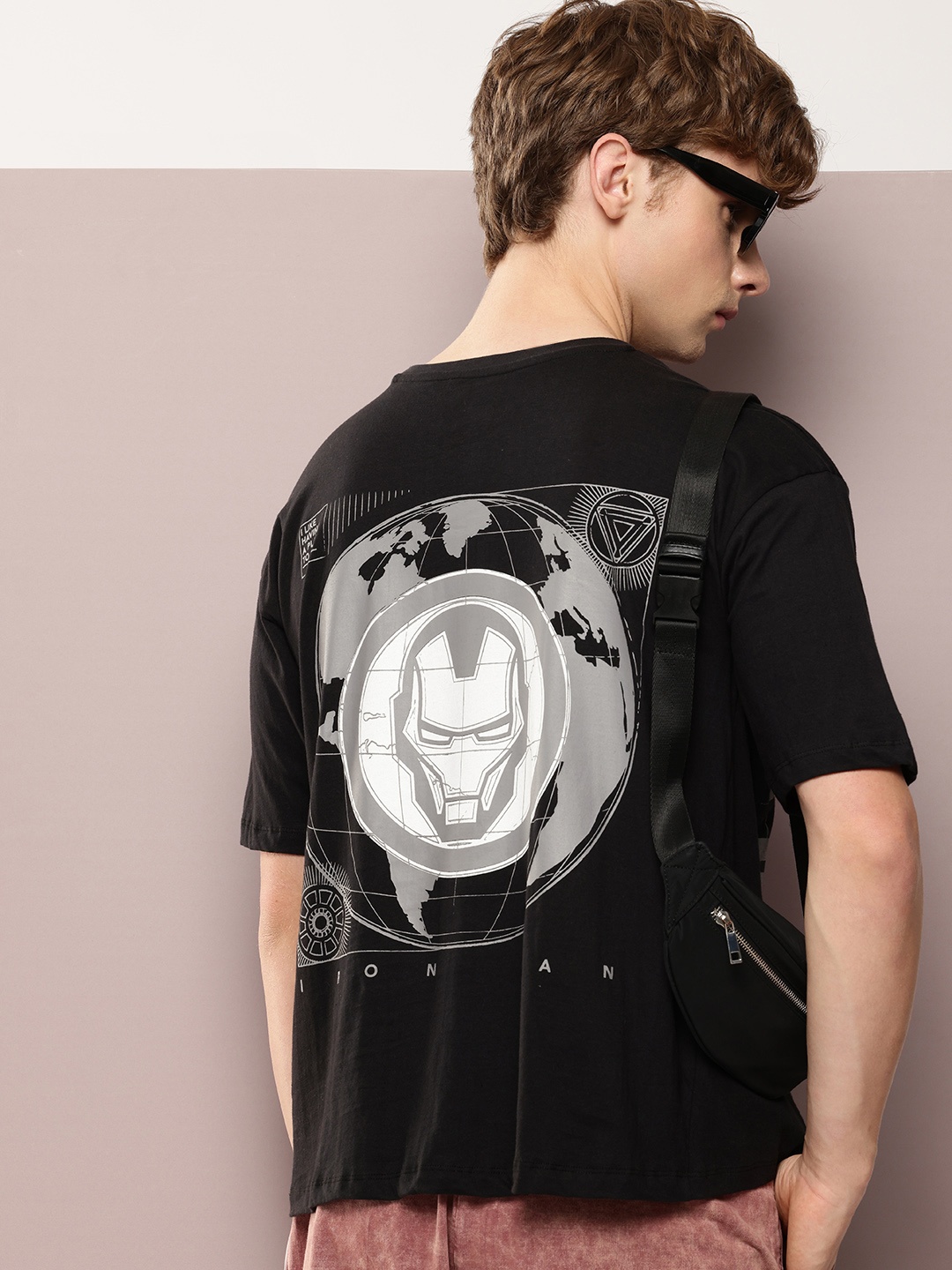 

Kook N Keech Marvel Iron Man Printed Drop-Shoulder Sleeves Pure Cotton Oversized T-shirt, Black