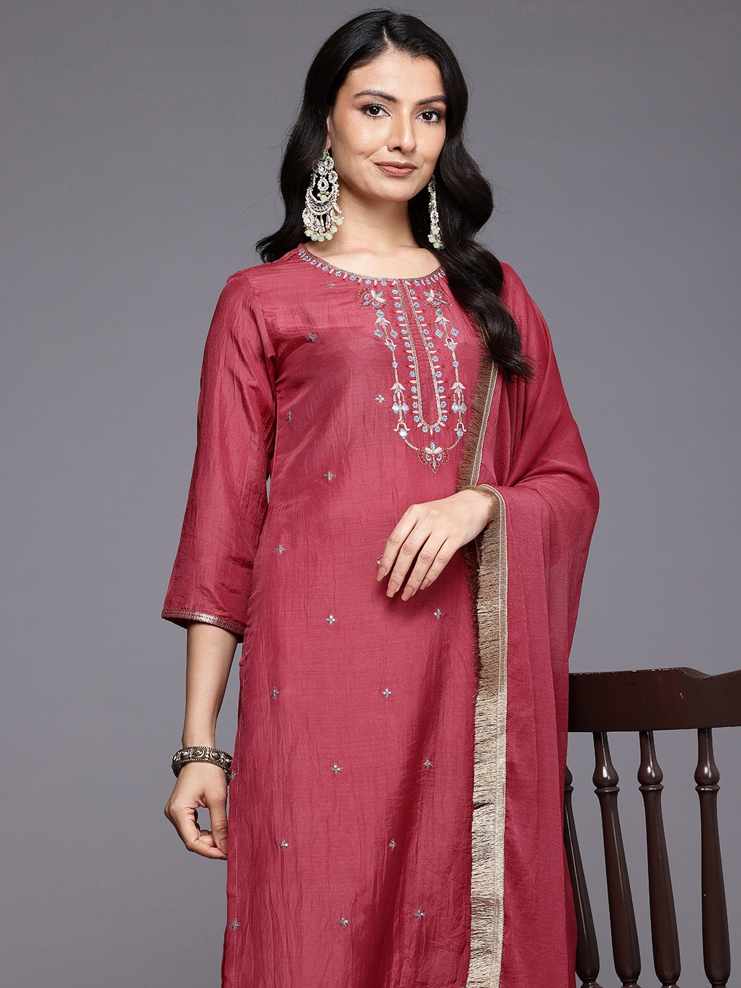 

Varanga Ethnic Motifs Yoke Design Sequinned Kurta With Trousers & Dupatta, Maroon