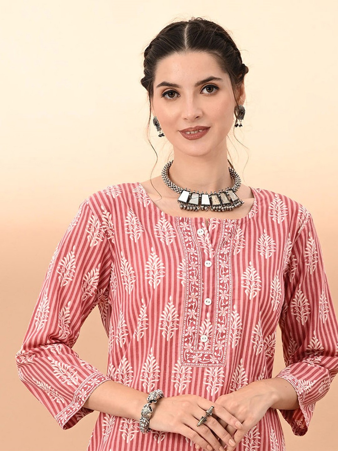 

KALINI Floral Printed Round Neck Cotton Straight Kurta, Pink