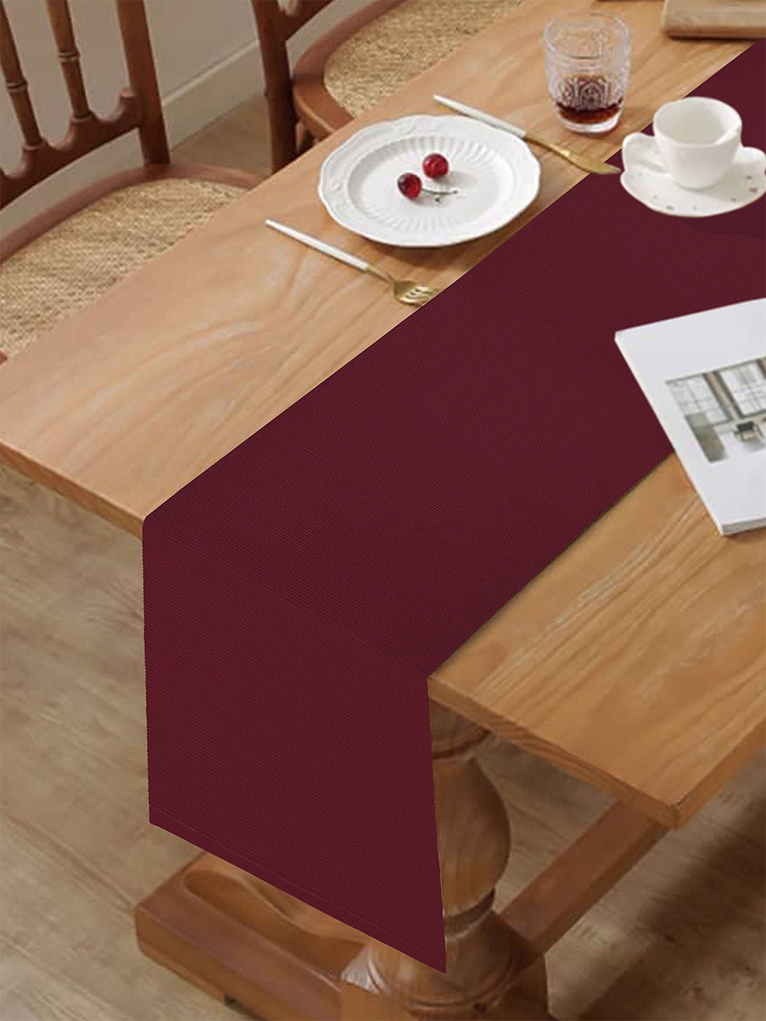 HOME COLORS.IN Marron Rectangular Cotton Table Runner, Maroon