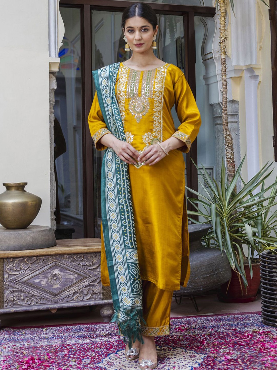 

VredeVogel Floral Embroidered Straight Kurta & Trousers With Dupatta, Yellow