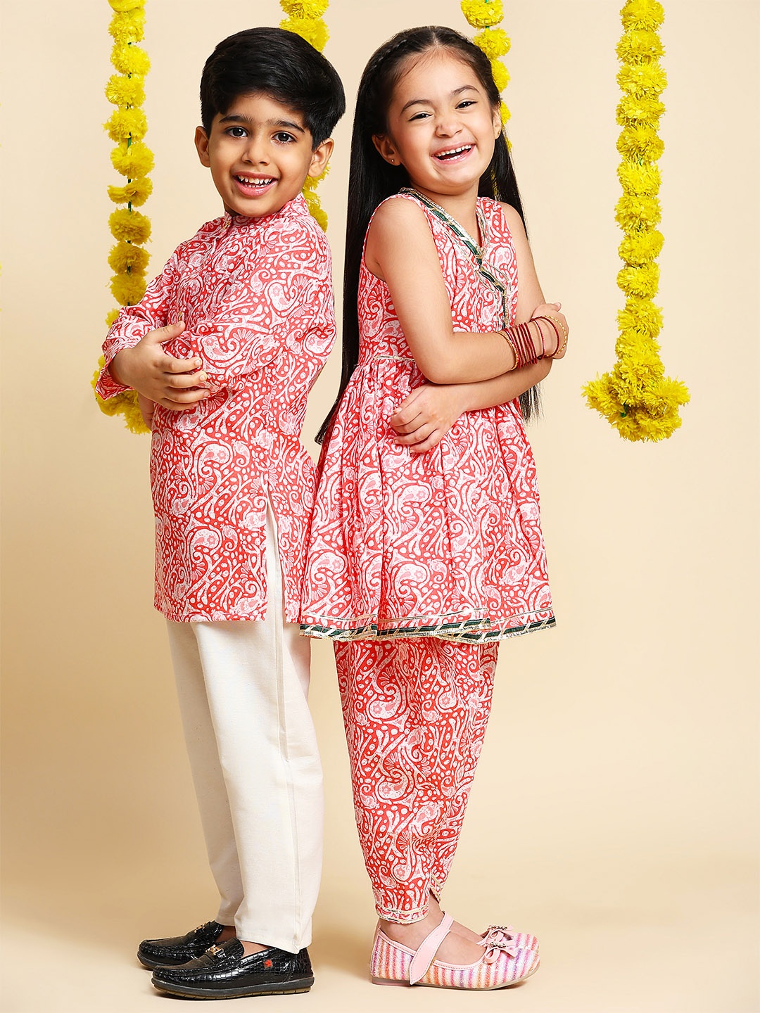 

Cutiekins Girls Paisley Printed Gotta Patti Angrakha Pure Cotton Kurta With Dhoti Pants, Off white