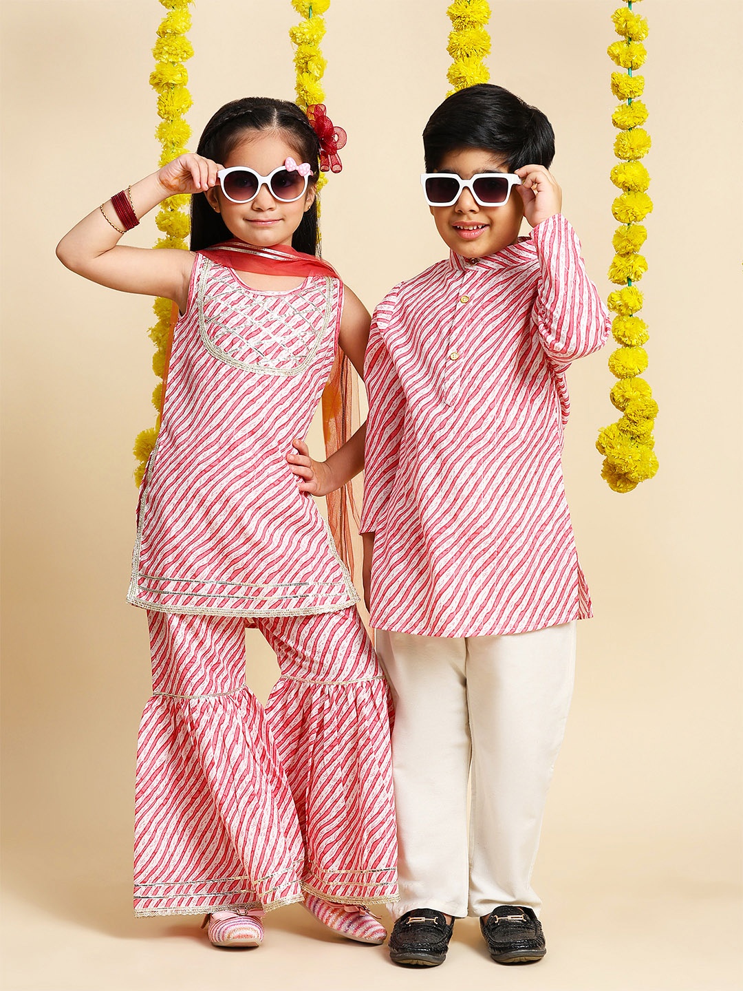

Cutiekins Girls Leheriya Printed Gotta Patti Pure Cotton Kurta With Sharara & Dupatta, Off white