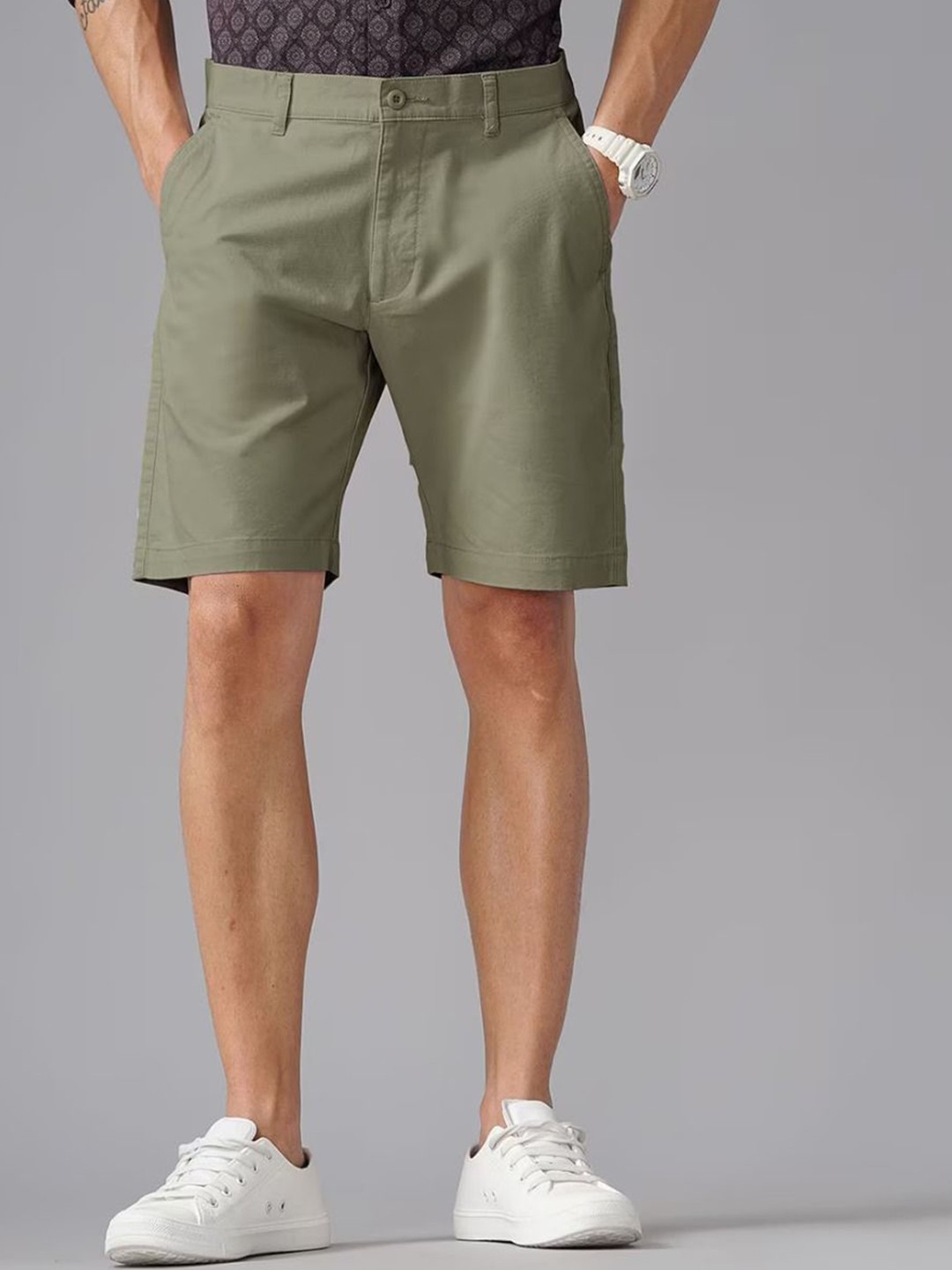 

British Club Men Slim Fit Low-Rise Outdoor Chino Shorts, Brown