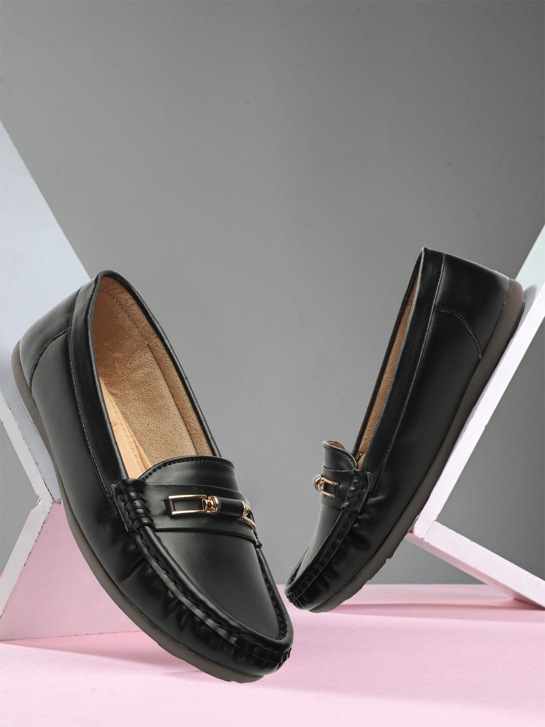 

Bella Toes Women Textured Slip-On Loafers, Black