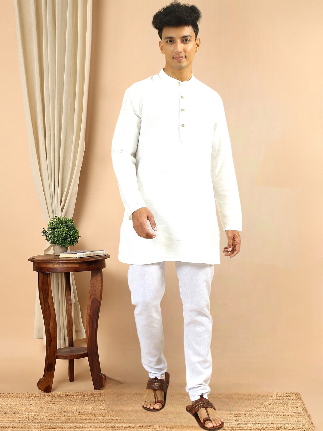 

TATTVA Mandarin Collar Long Sleeves Straight Short Kurta, White
