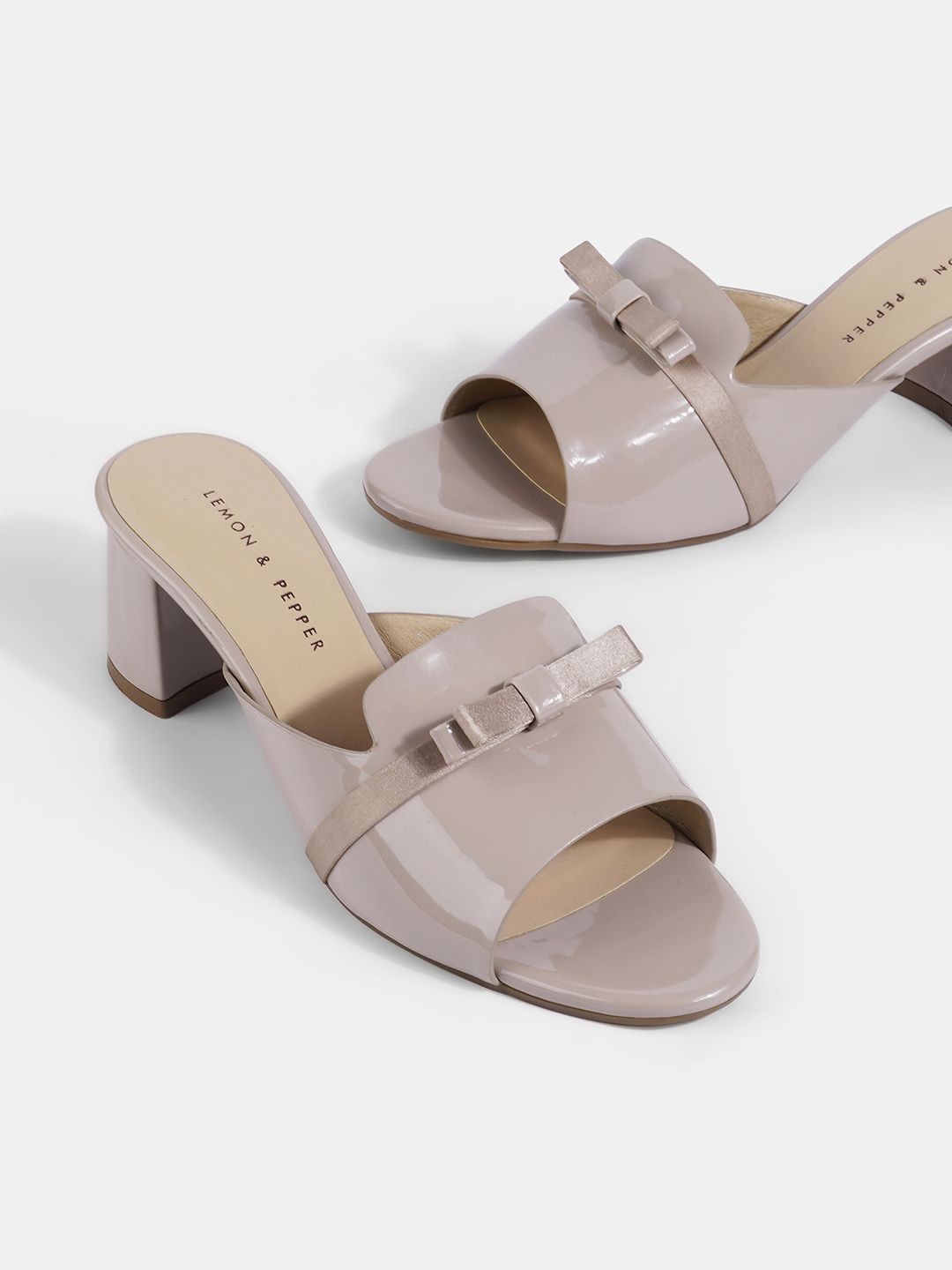 

LEMON & PEPPER Women PU Open Toe Block Heels Sandals with Buckles, Beige
