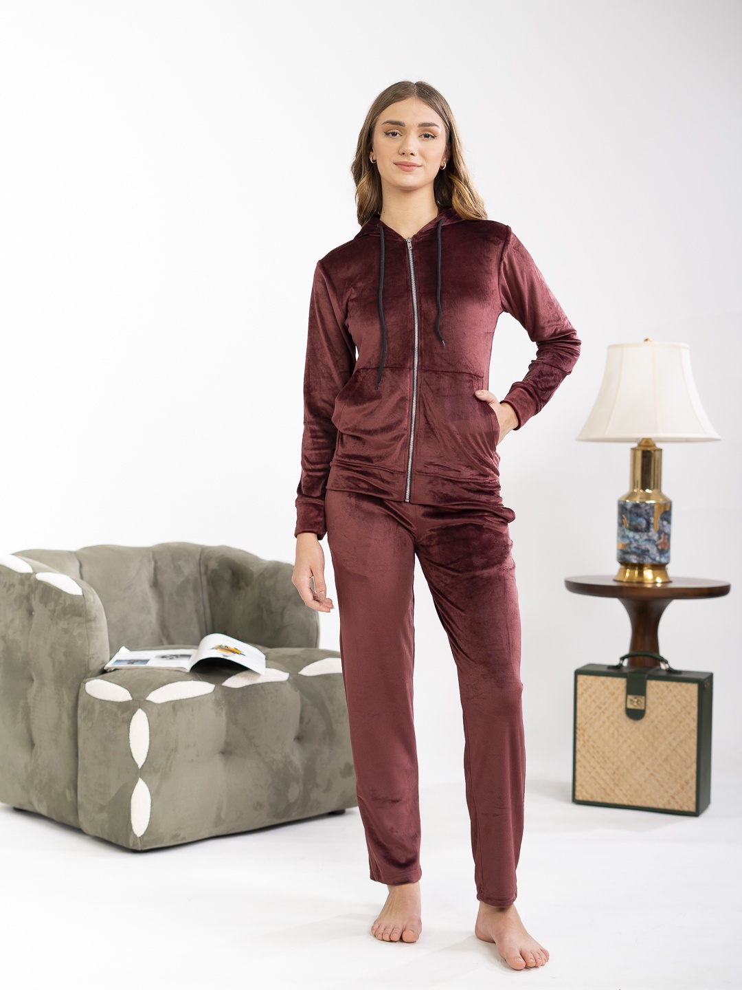 

ELEVENS HEAVEN Velvet Finish Sweatshirt And Pyjamas Night Suits, Maroon