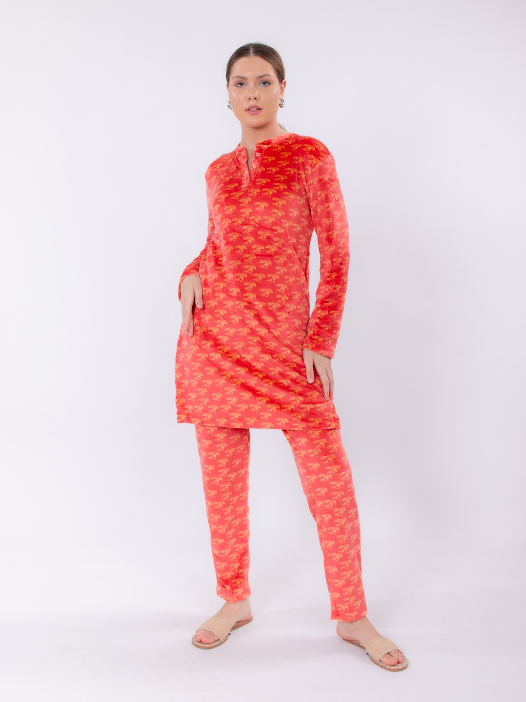 

ELEVENS HEAVEN Printed Velvet Finish Night suit, Orange