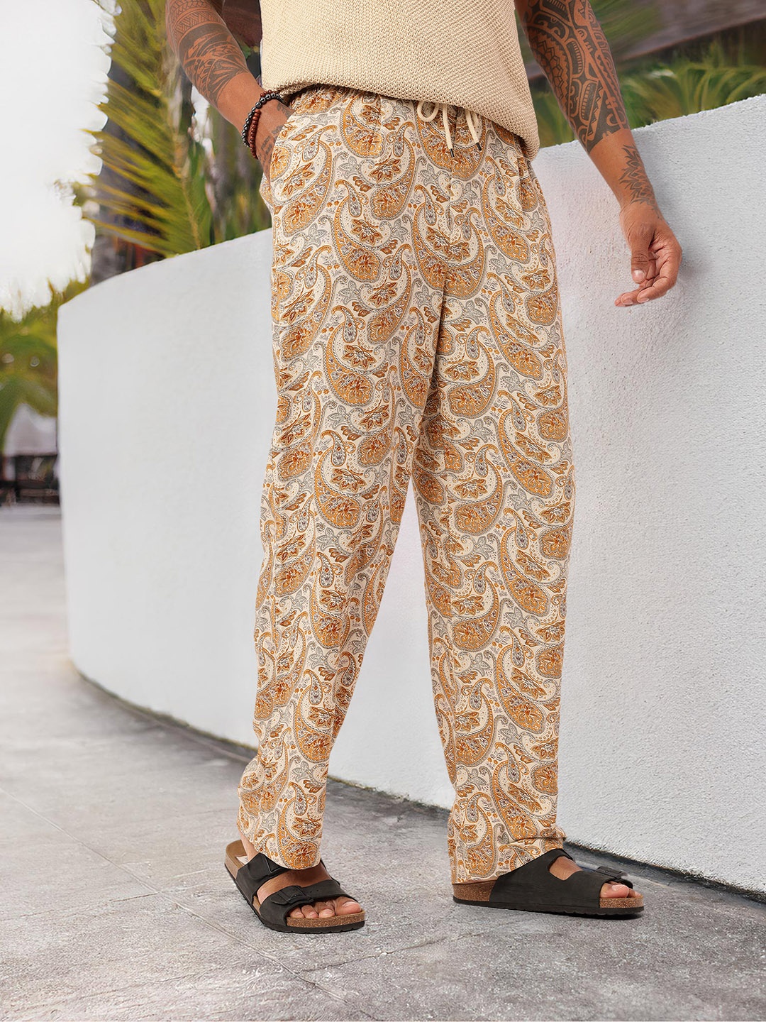 

Kook N Keech Men Indie Style Paisley Printed Relaxed Fit Trousers, Off white