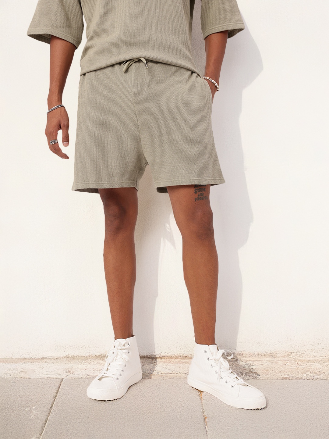 

Kook N Keech Men Korean Street Style Knitted Textured Shorts, Grey