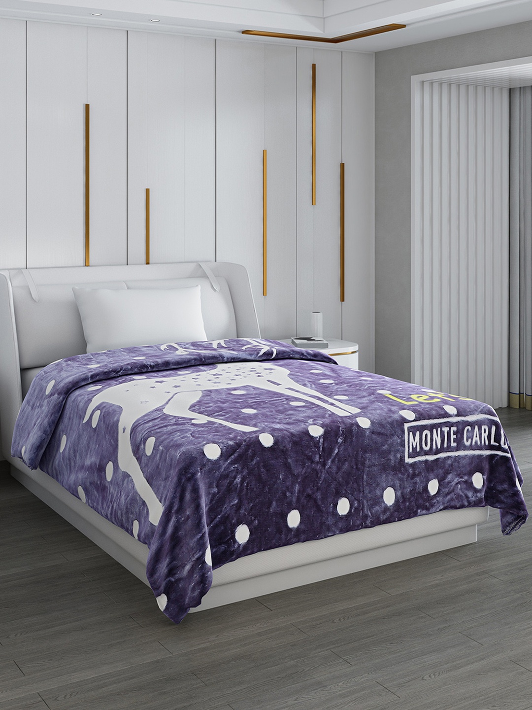 

Monte Carlo Purple & White Cartoon Characters Mild Winter 600 GSM Single Bed Blanket