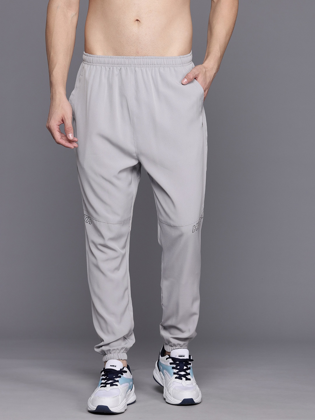 

HRX by Hrithik Roshan Men Rapid-Dry Training Joggers, Grey