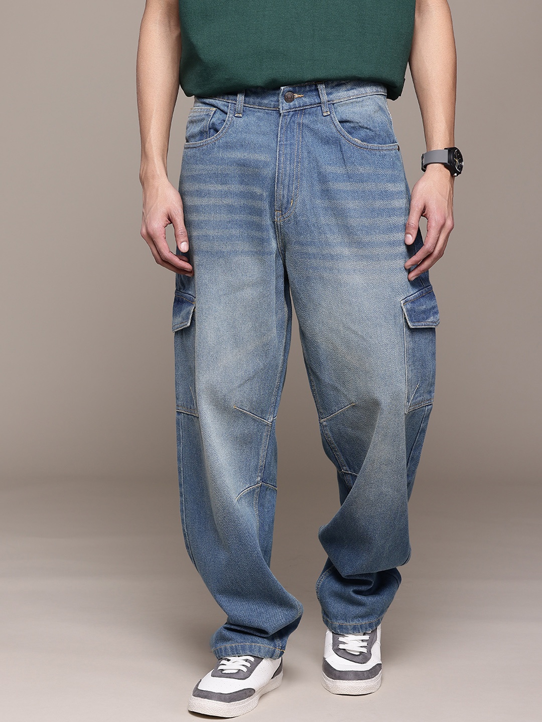 

The Roadster Lifestyle Co. Men Skater Fit Pure Cotton Jeans, Blue