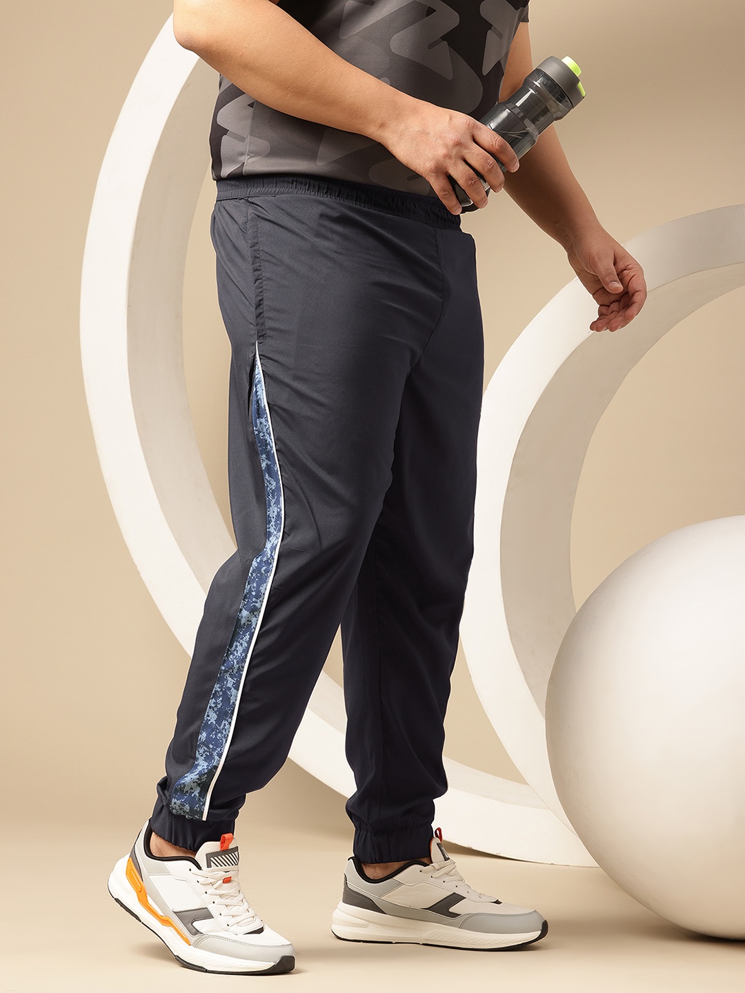 

Sztori Men Plus Size Side-Striped Joggers with Reflective Details, Charcoal