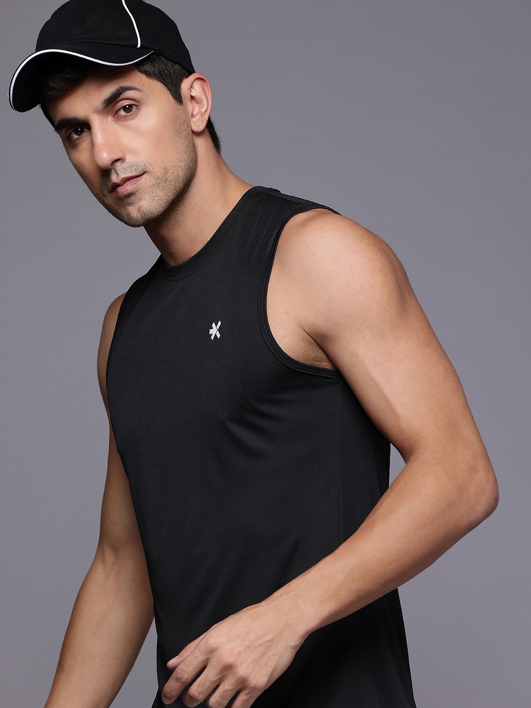 

HRX by Hrithik Roshan Together Faster Rapid-Dry Running Ultralite T-shirt, Black