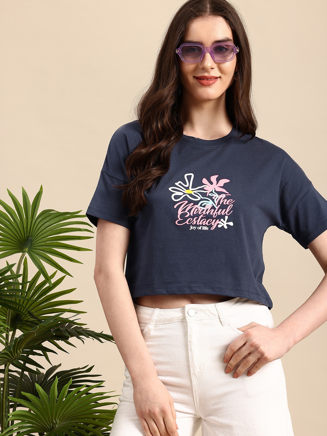 

Mast & Harbour Printed Drop-Shoulder Sleeves Pure Cotton Boxy Crop T-shirt, Navy blue