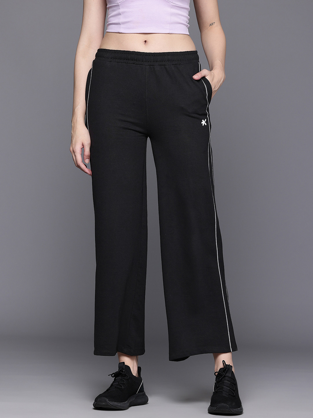 

HRX by Hrithik Roshan Women Crop Training Track Pants, Black