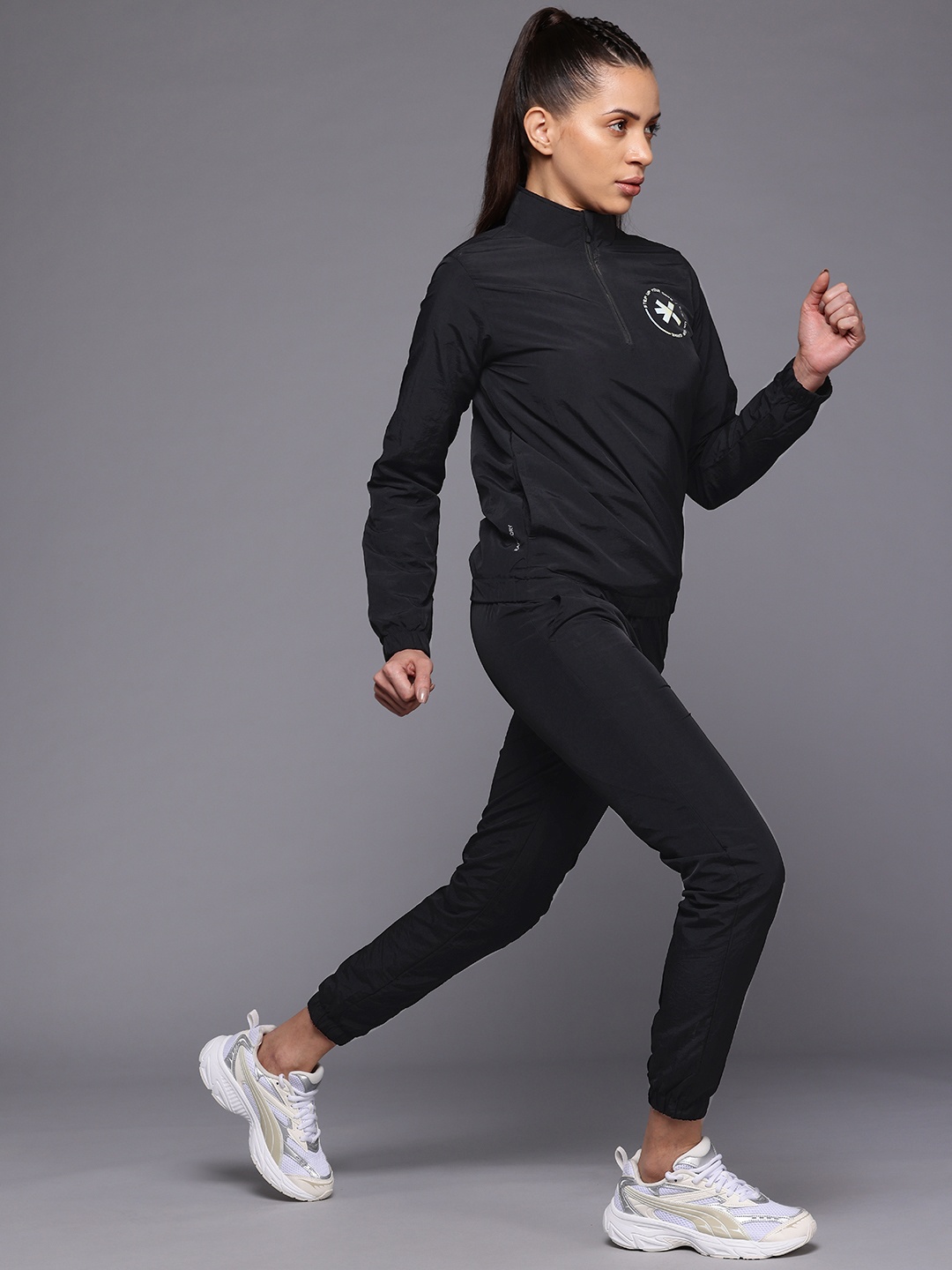 

HRX by Hrithik Roshan Rapid-Dry Running Tracksuit, Black