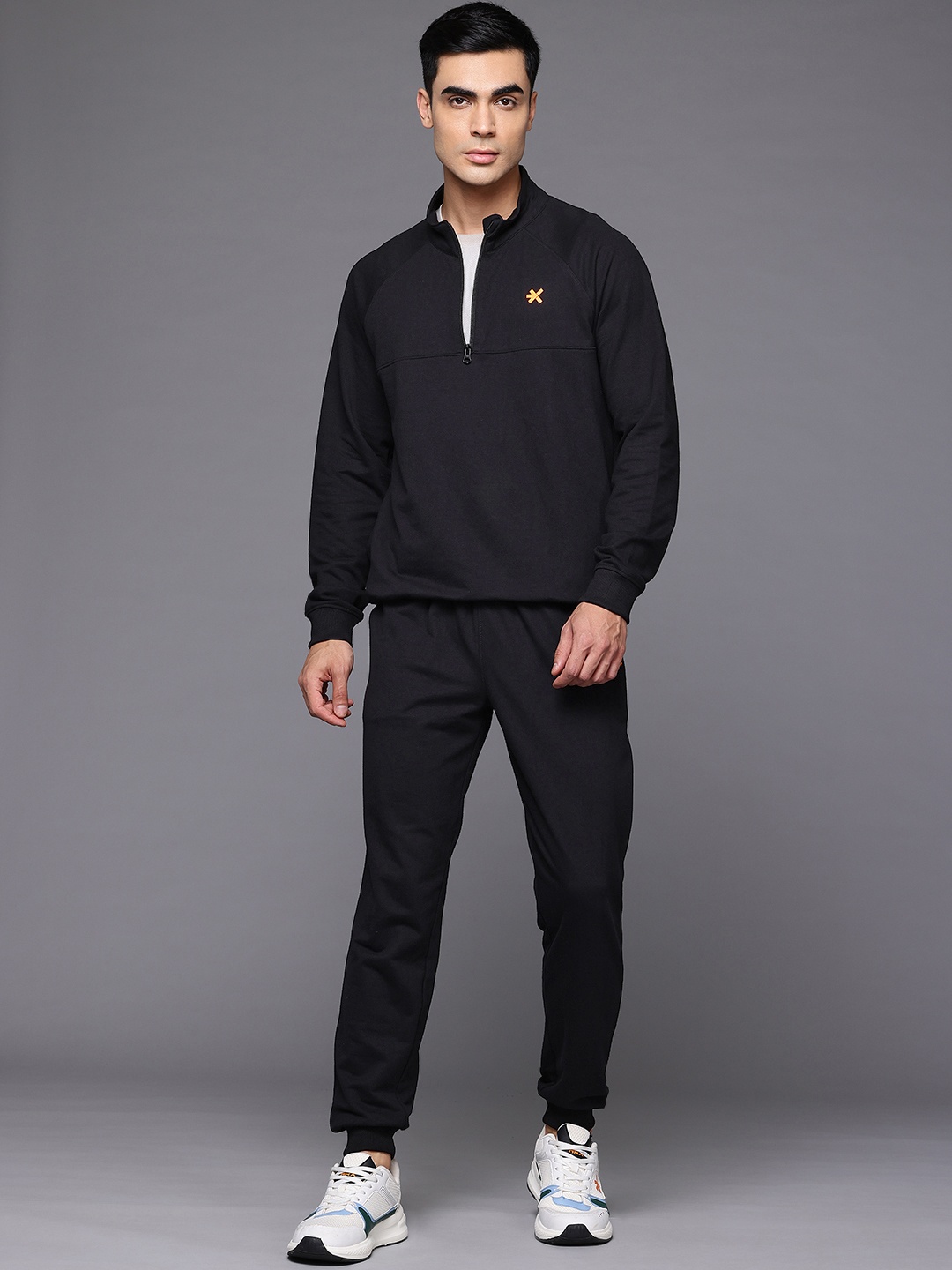 

HRX by Hrithik Roshan Men Training Tracksuit, Black