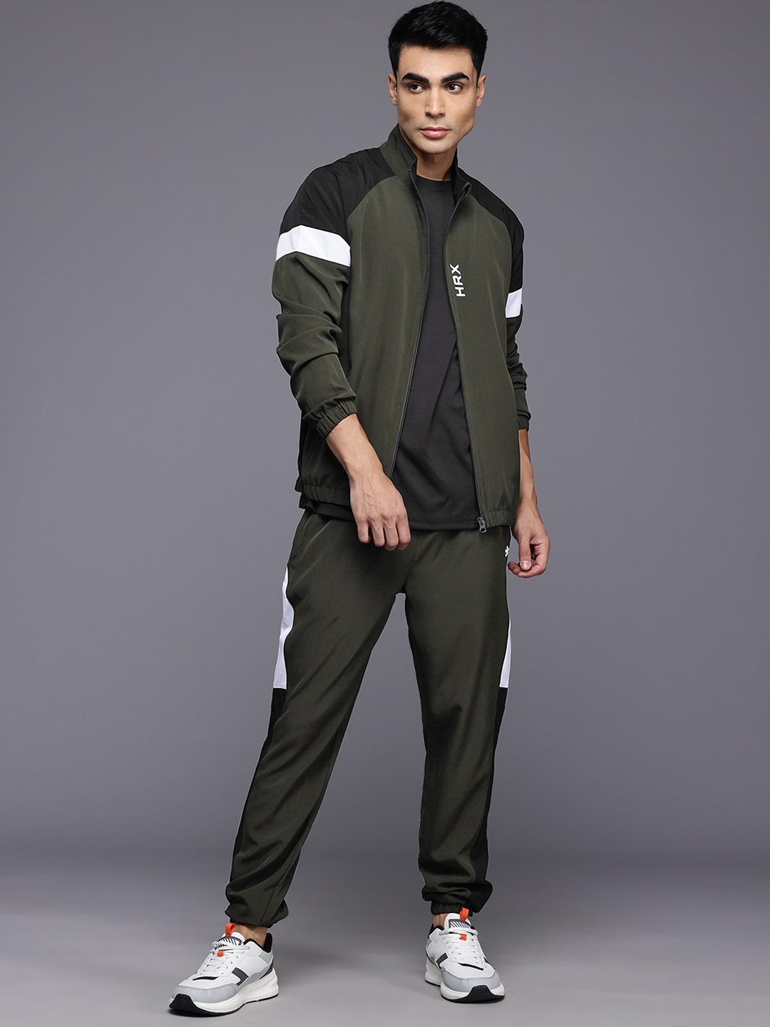 

HRX by Hrithik Roshan Colourblocked Rapid-Dry Running Tracksuit, Olive