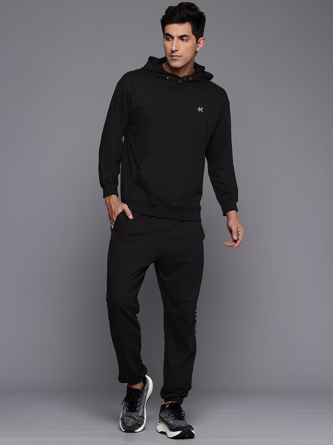 

HRX by Hrithik Roshan Irontribe Typography Hooded Training Sweatshirt & Joggers Tracksuit, Black