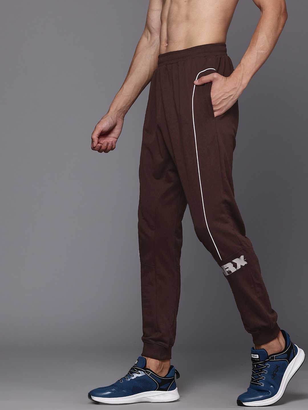 

HRX by Hrithik Roshan Men Training Joggers, Brown