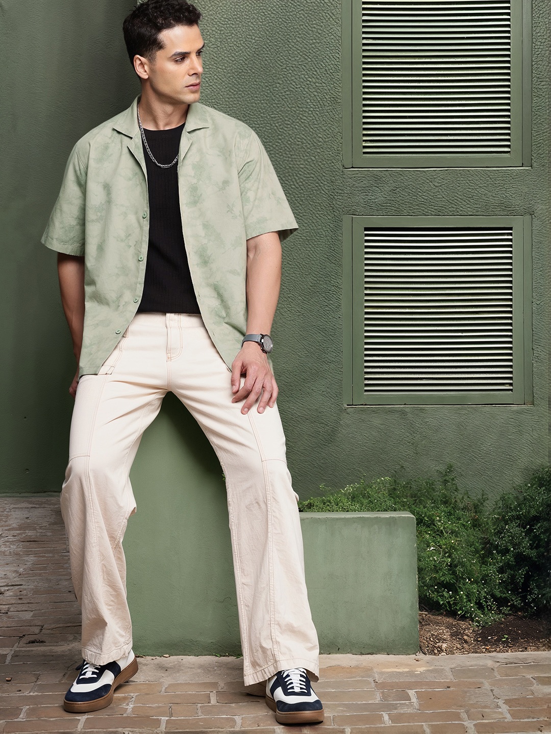 

FCUK Printed Cuban Collar Relaxed Fit Casual Shirt, Green