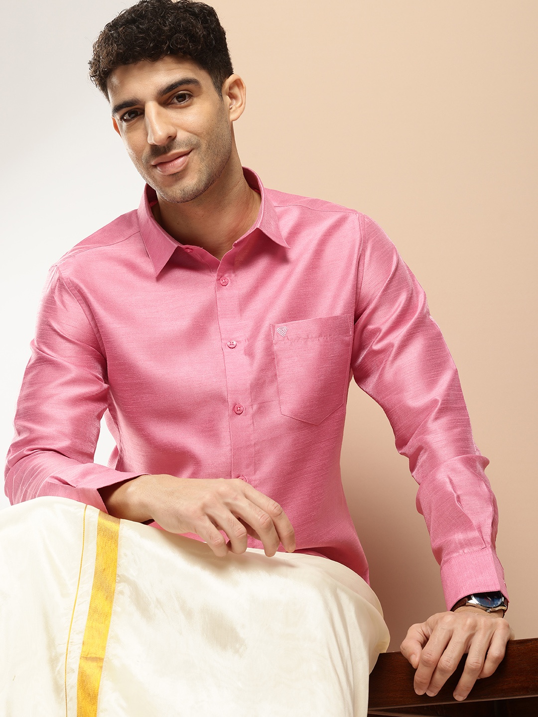 

INVICTUS Spread Collar Festive Collection Shirt, Pink