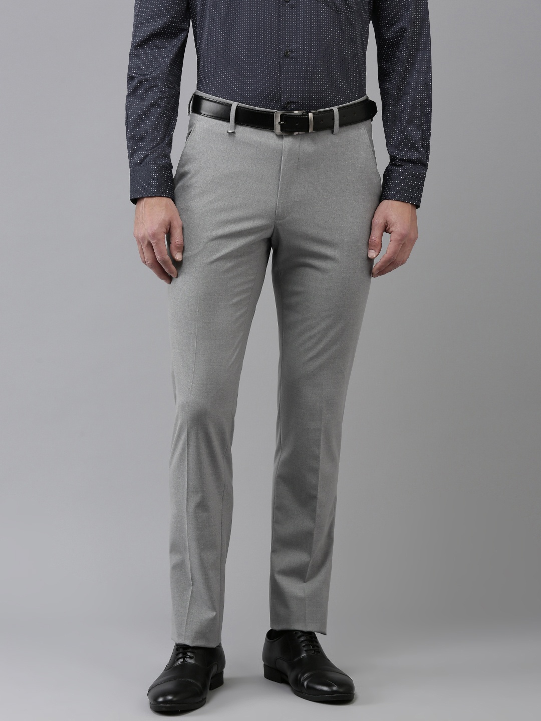 

Van Heusen Men Slim Fit Formal Trousers, Grey