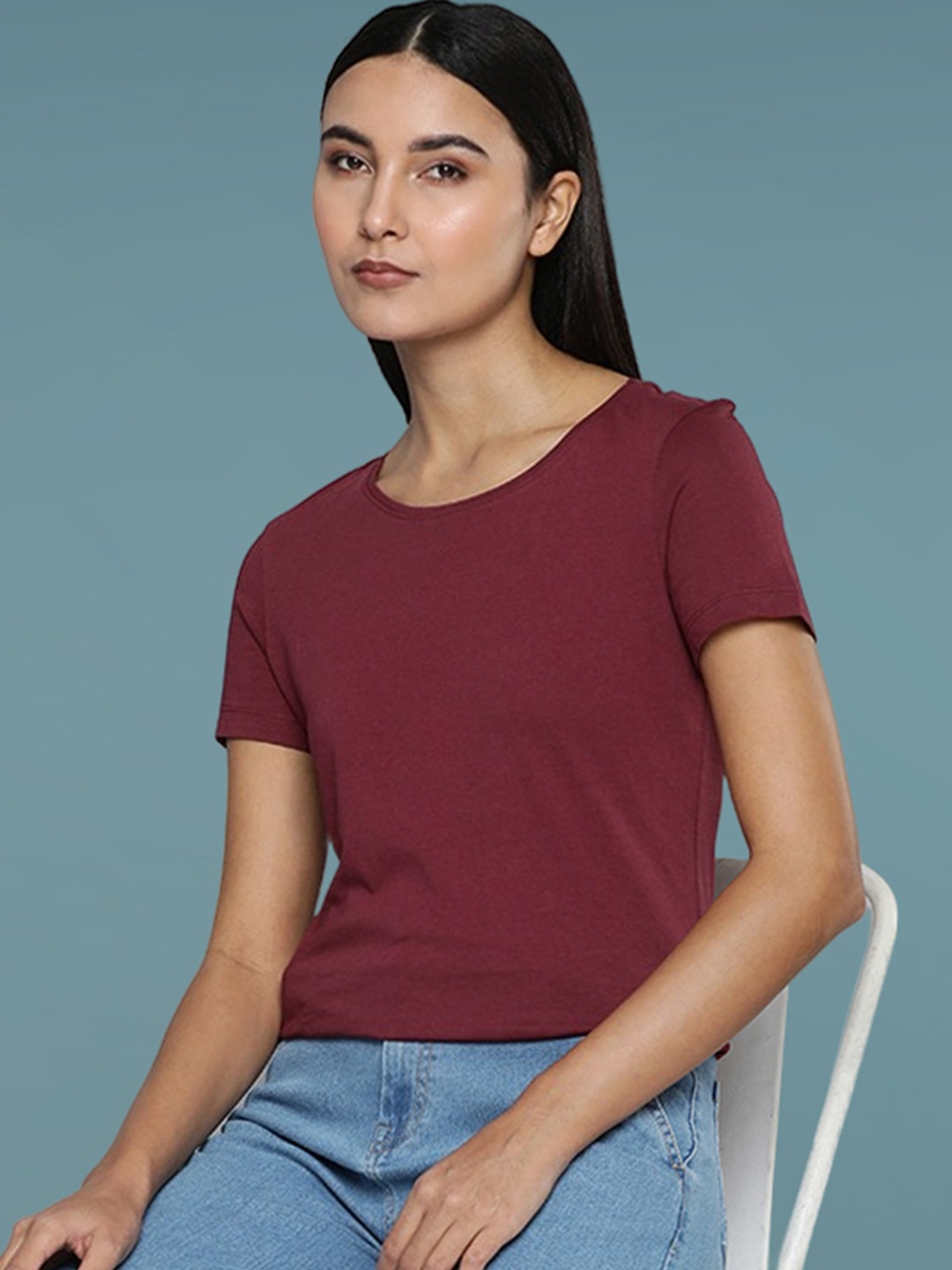 

DressBerry Women Solid Round Neck T-shirt, Maroon