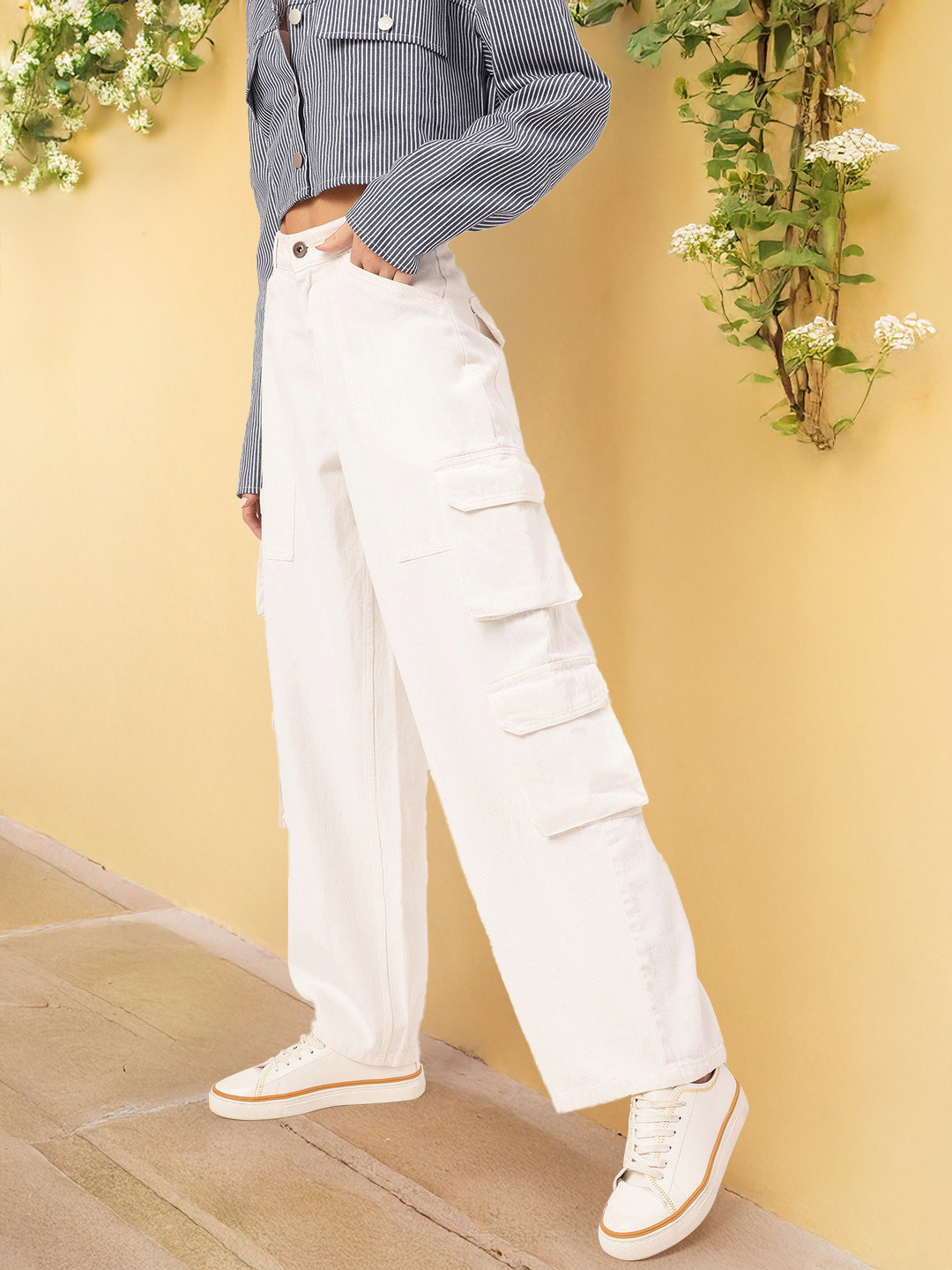 

DressBerry Women Flirty & Fierce Pure Cotton Cargo Jeans, White