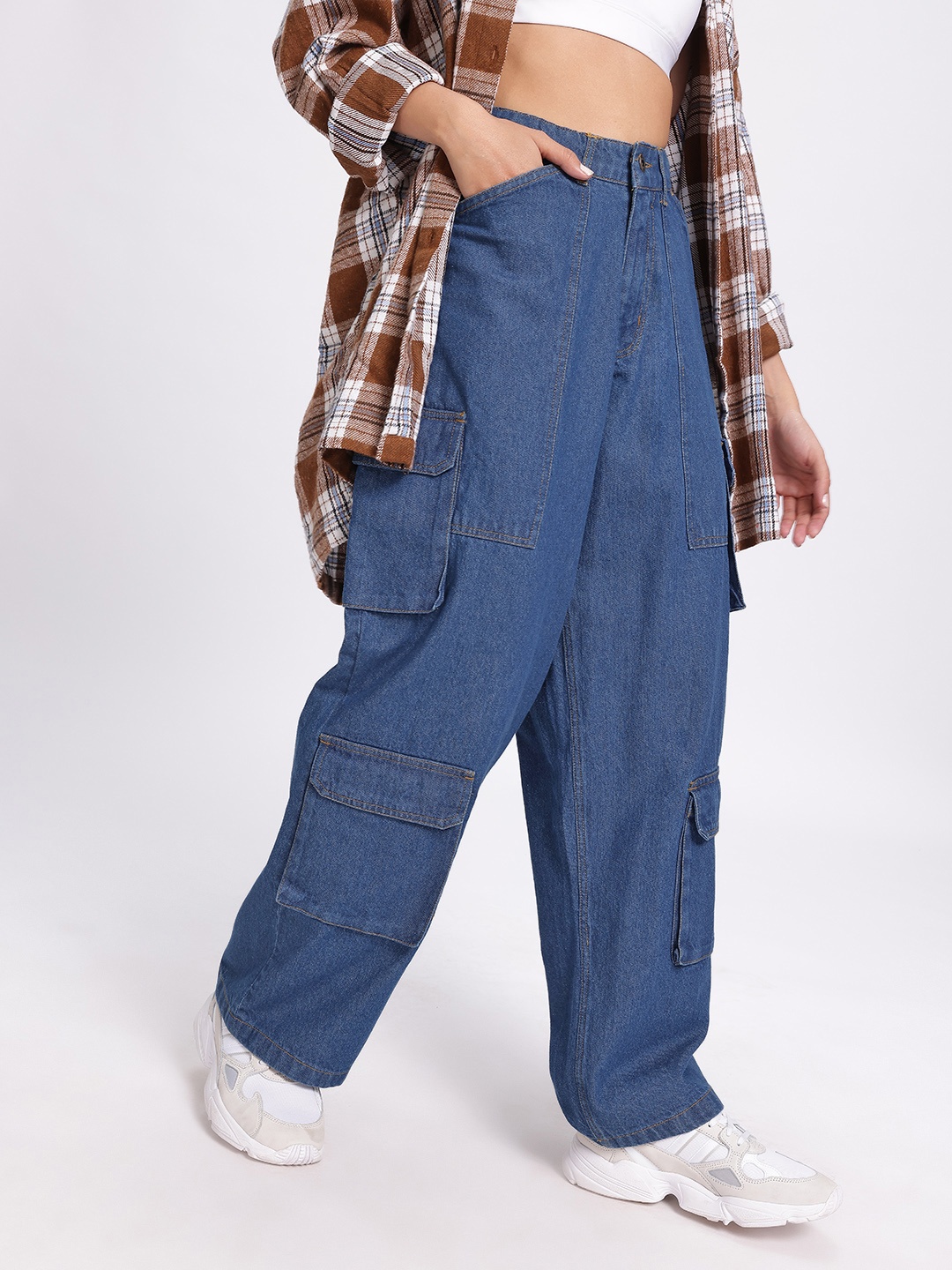 

DressBerry Women Street Vibe Cargo Style Baggy Jeans, Blue