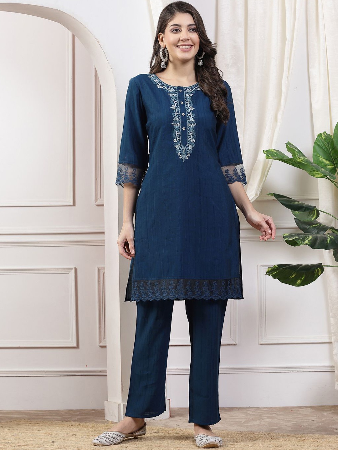 

Nayam By Lakshita Floral Yoke Design Straight Kurta With Trousers, Blue