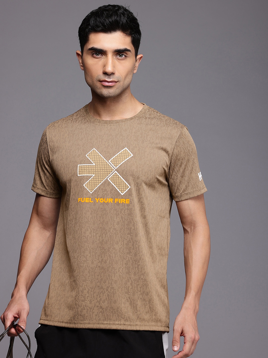 

HRX by Hrithik Roshan Sculptflex Brand Logo Printed Training T-shirt, Camel brown