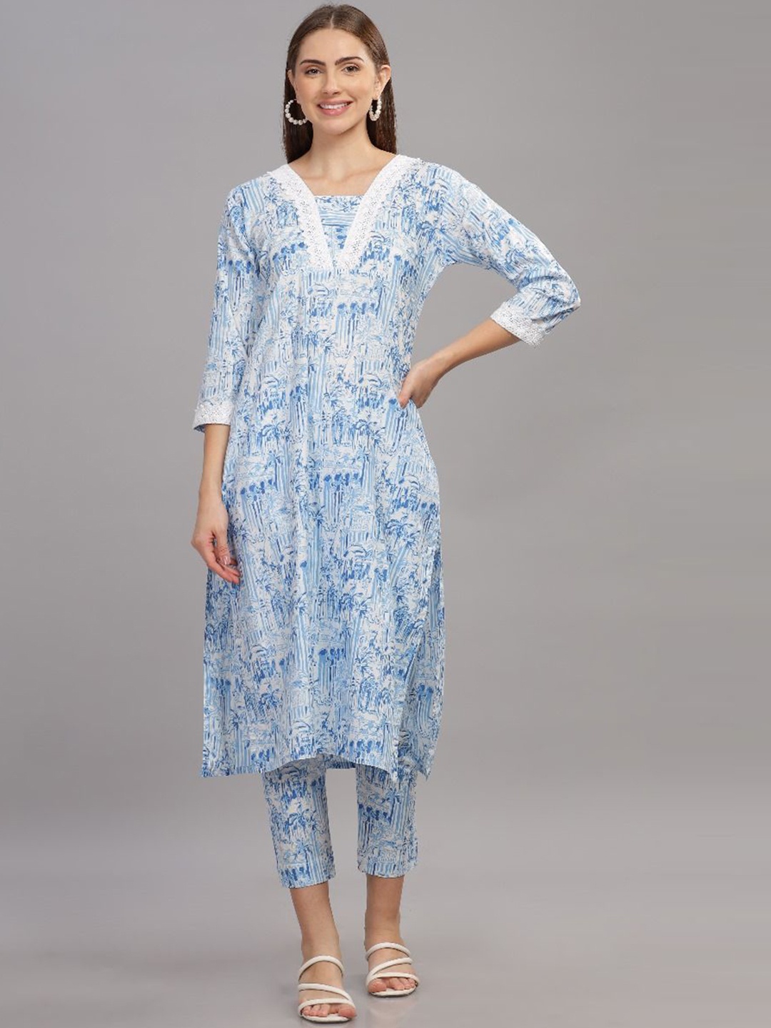 

THE VASILIKI Ethnic Motifs Printed V-Neck Pure Cotton Straight Kurta With Trousers, Blue