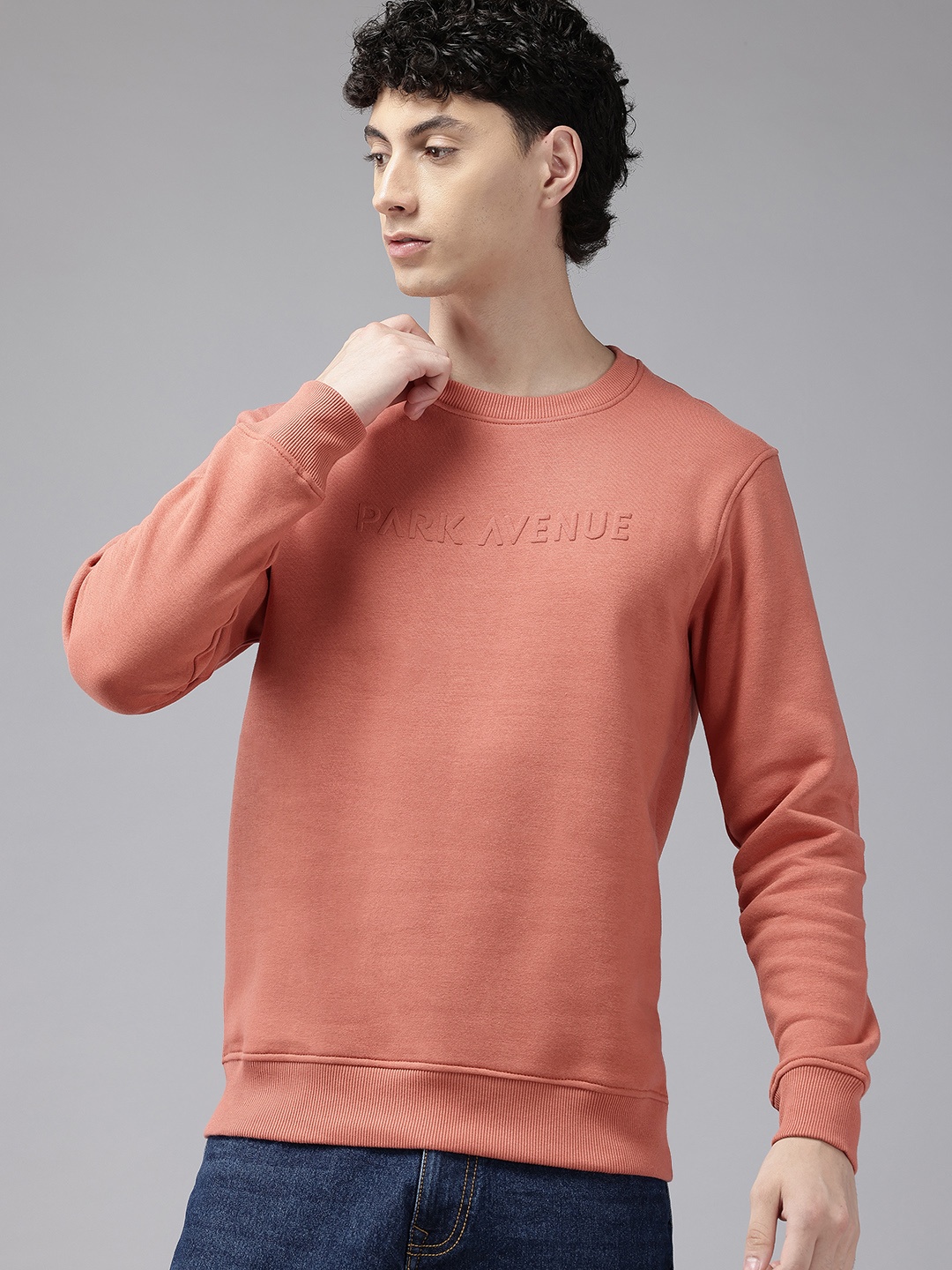 

Park Avenue Men Slim fit Sweatshirt, Peach