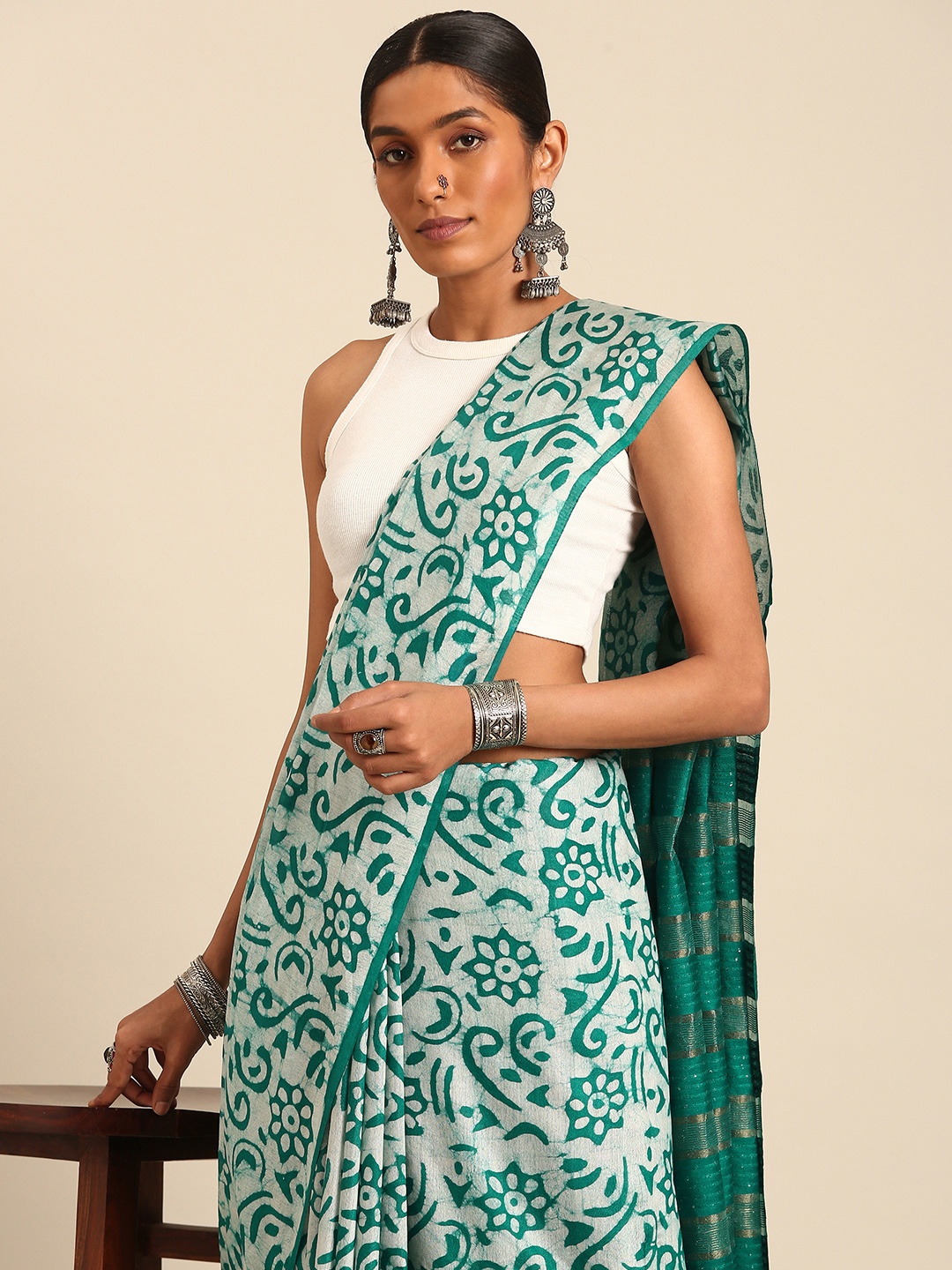 

Taavi Batik Handloom Block Print Saree, Green